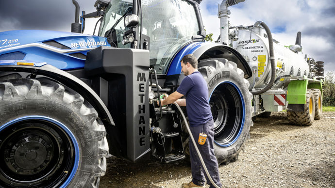 Carburants alternatifs New Holland dévoile un tracteur au méthane