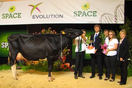 BM Echasse, Championne Jeune Holstein Space 2013
