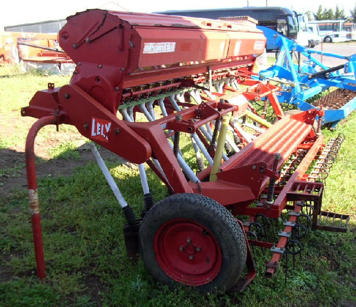 Semoir � grains Lely d'occasion