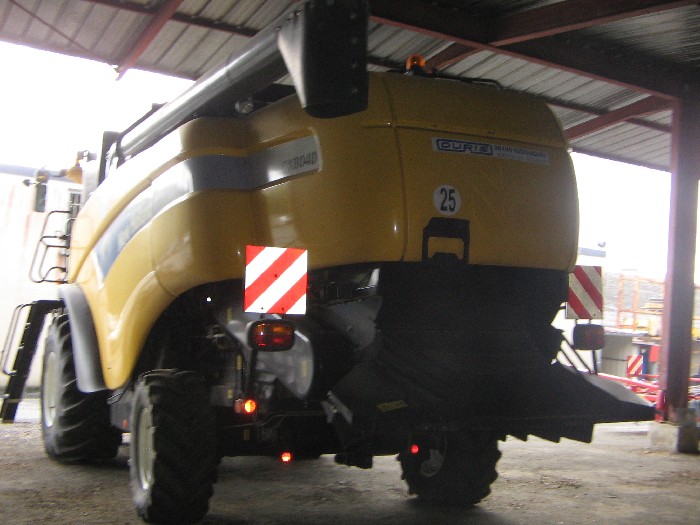 Moissonneuse Batteuse New Holland CX 8040 FS STD