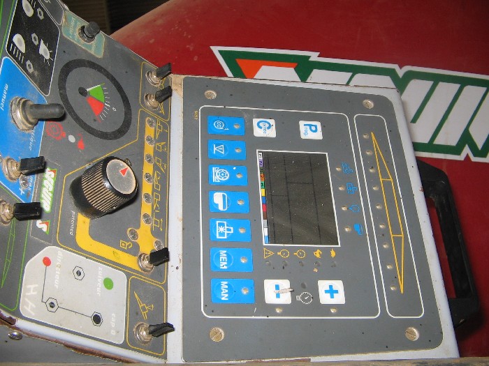 Pulv�risateur tra�n� Seguip SVX320