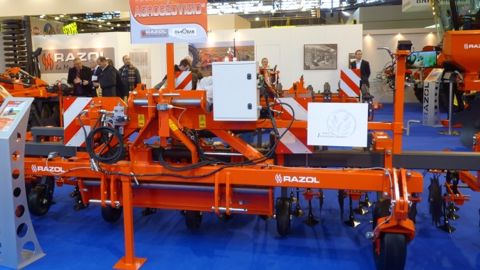 Binage autoguidé et autonome avec Agrogeovisio de Razol