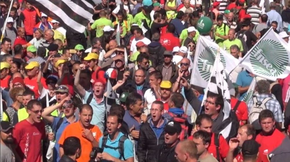 Comme de nombreux éleveurs présents place de la Nation à Paris jeudi 3 septembre, les autres organisations professionnelles et syndicats sont déçus. (©Terre-net Média)