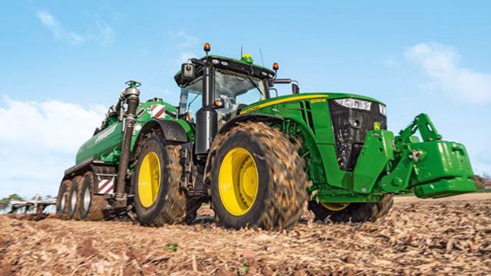 John Deere série 8R
