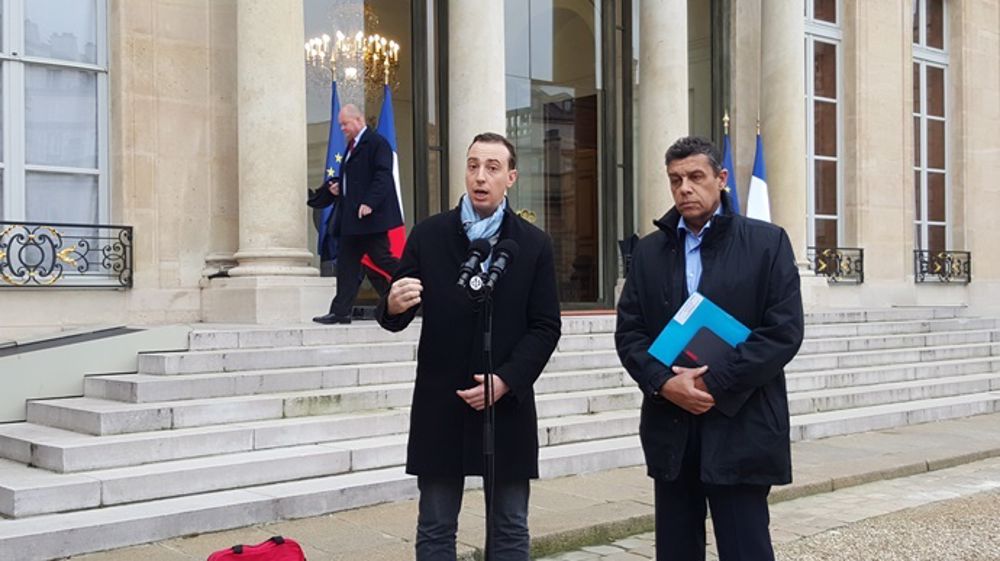 Xavier Beulin et Thomas Diemer lors de leur sortie de l'Elysée. (©Terre-net Média) Xavier Beulin et Thomas Diemer lors de leur sortie de l'Elysée. (©Terre-net Média)