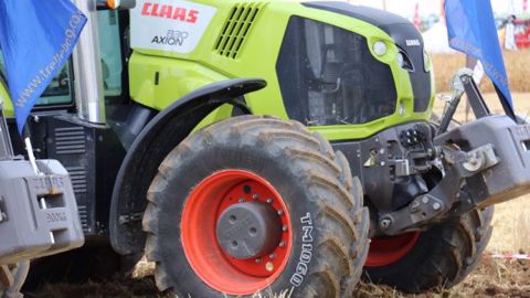 Trelleborg en dynamique, le TM 1060 à l'épreuve du terrain (©Terre-net Média )