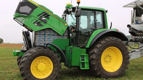 Le tracteur électrique Sesam de John Deere développe jusqu'à 300 kW. (©John Deere)<span style="font-size: 14px; text-align: justify; color: #000000;"> Le tracteur électrique Sesam de John Deere développe jusqu'à 300 kW. (©John Deere)<span style="font-size: 14px; text-align: justify; color: #000000;">