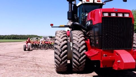 Aux Etats-Unis, les farmers bénéficient d'aides contracycliques leur garantissant un prix de la tonne de blé de 202 $ (soit environ 193 €) pour 85 % de leur production. (©Terre-net Média) Aux Etats-Unis, les farmers bénéficient d'aides contracycliques leur garantissant un prix de la tonne de blé de 202 $ (soit environ 193 €) pour 85 % de leur production. (©Terre-net Média)