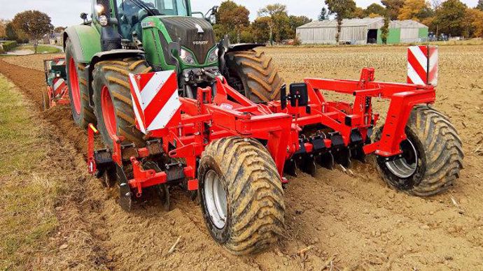 Quivogne Optidisc, des disques à l'avant pour déchaumer Quivogne Optidisc, des disques à l'avant pour déchaumer