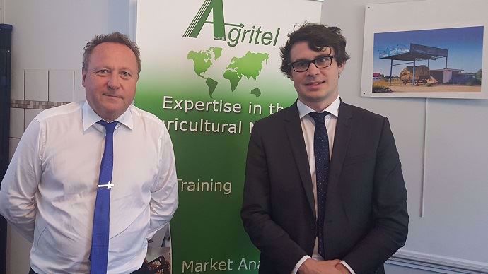 Michel Portier, président d'Agritel, et Alexeandre Boy, analyste consultant, lors d'une conférence de presse jeudi 31 août 2017.