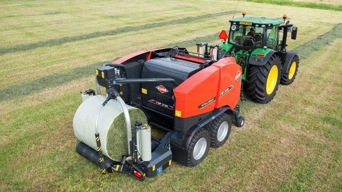 Presse Kuhn FBP 3135 Intelliwrap