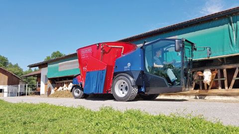 La gamme de mélangeuses automotrices Siloking eTruck fonctionne entièrement à l'électricité et n'émet aucun gaz. (©Siloking) La gamme de mélangeuses automotrices Siloking eTruck fonctionne entièrement à l'électricité et n'émet aucun gaz. (©Siloking)