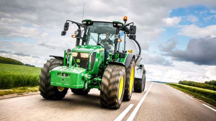 John Deere 5R