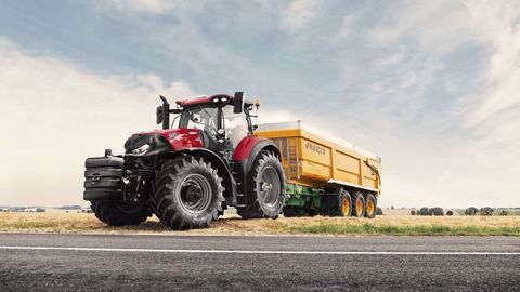 L'Optum 250 CVX vient compléter la gamme Optum, avec les Optum 270 et 300 CVX. (©Case IH)
