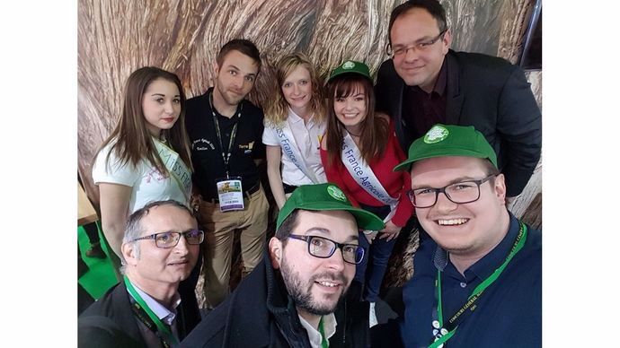 Les miss agri et les FranceAgriTwittos se rencontrent au salon international de l'agriculture Sia 2018 à Paris