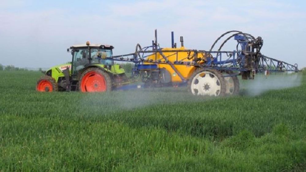 L'Anses a annoncé la mise en place d'un « groupe d'experts dédiés » pour « examiner sans délai les éléments évoqués par les scientifiques lanceurs d'alerte » sur les SDHI. (©Terre-net Média)