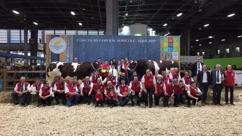 Rouge des prés (©<a href="https://www.facebook.com/RougedesPres/" title="Page Facebook Rouge des prés" target="_blank">Rouge des prés - Page Facebook</a>) Rouge des prés (©<a href="https://www.facebook.com/RougedesPres/" title="Page Facebook Rouge des prés" target="_blank">Rouge des prés - Page Facebook</a>)
