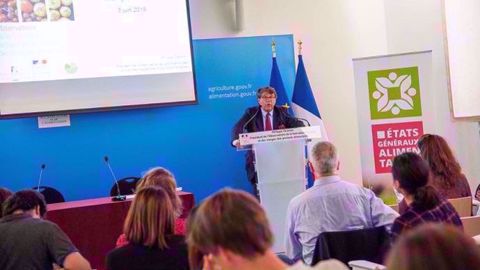 Philippe Chalmin, président de l'observatoire de la formation des prix et des marges, a présenté son rapport 2018 lundi 3 juin 2019. (©@Min_Agriculture )