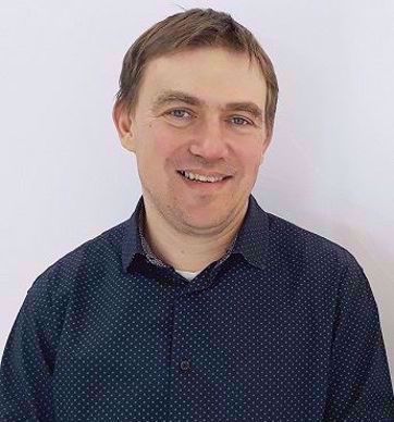 Installé en Gaec, Cédric Henry est producteur de lait, de volailles et de céréales sur la commune de Paimpont. Il est président de la FDSEA d'Ille-et-Vilaine. 