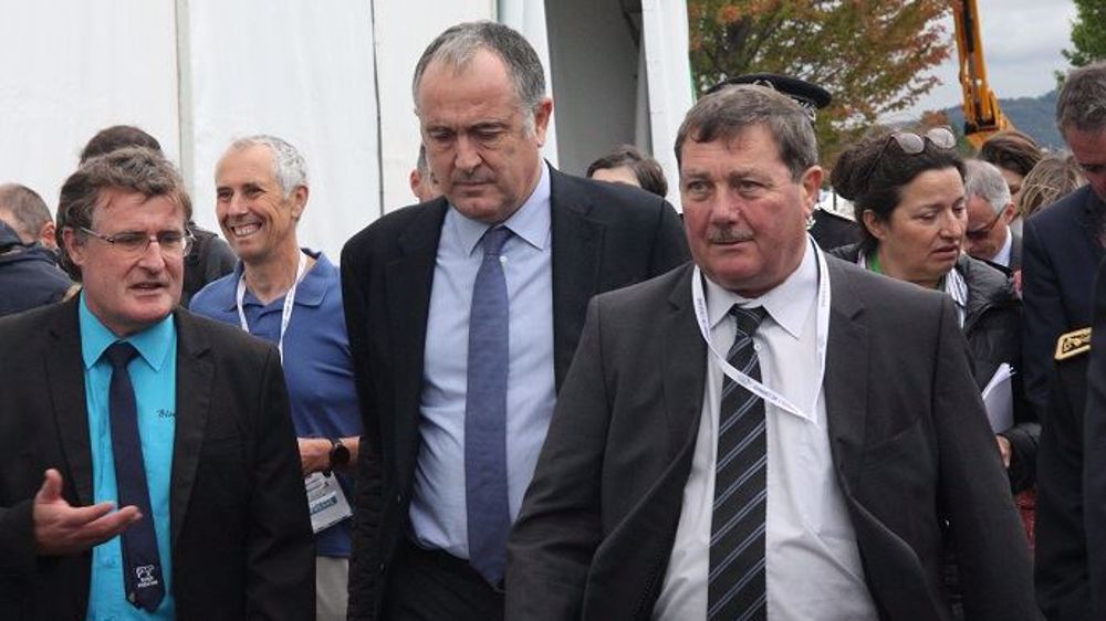 Didier Guillaume, ministre de l'agriculture, ici aux côtés de Jacques Chazalet, président du salon, a inauguré le Sommet de l'élevage, mercredi 2 octobre 2019. (©Terre-net Média)