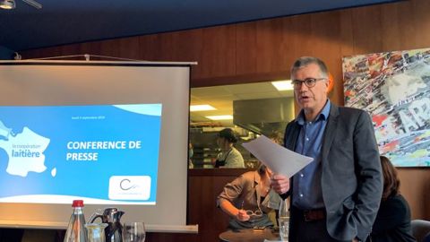 Damien Lacombe, président de la Coopération laitière, a dressé un bilan du secteur après la crise sanitaire (©Terre-net Média) Damien Lacombe, président de la Coopération laitière, a dressé un bilan du secteur après la crise sanitaire (©Terre-net Média)