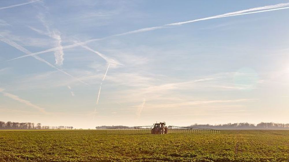 Jean-Luc Fugit a souhaité que le crédit d'impôt voté début décembre pour encourager les agriculteurs à sortir du glyphosate soit « élargi » aux exploitations de polyculture-élevage.(©Nadège Petit @agrizoom/<a href="https://franceagritwittos.com/index.php/banque-image/" title="Banque d'images FranceAgriTwittos" target="_blank">Banque d'images FranceAgriTwittos</a>)<br />
