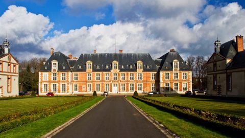 Le chateau de Grignon (©Laurent Bourcier (Creative Commons)) Le chateau de Grignon (©Laurent Bourcier (Creative Commons))