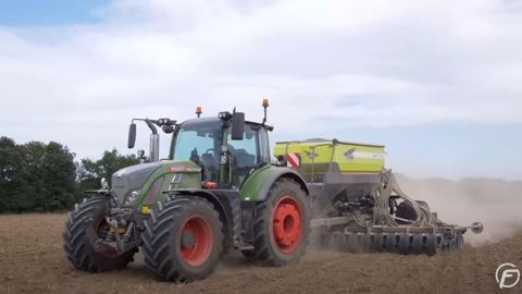 Semis de colza associé à la ferme de la Conillais (44)