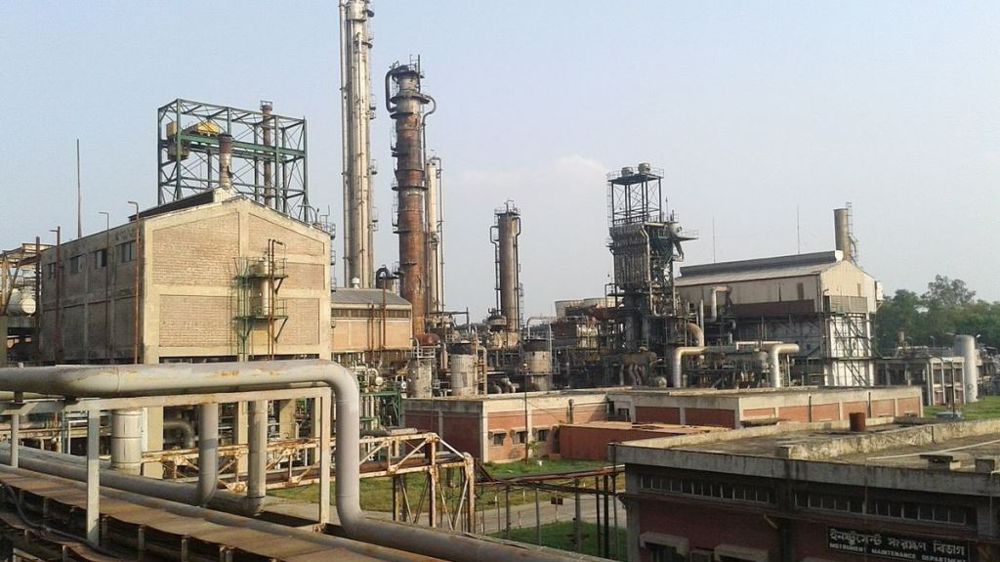 De nombreuses unités de production d'urée (ici UFFL, au Bangladesh) ont stoppé la production suite à la flambée mondiale des cours des engrais azotés. (©Wikimedia commons, CC BY-SA 4.0)