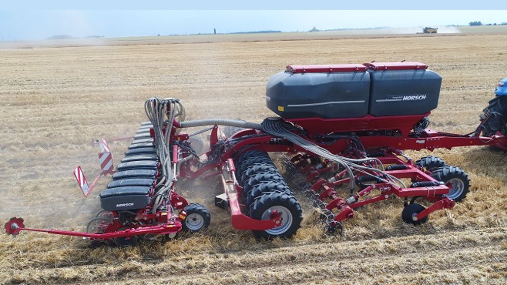 Le Maestro RV est combinable avec le semoir StripTill Focus TD