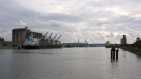 Au moins 20 millions de tonnes de céréales sont bloquées dans les ports ukrainiens. (©Terre-net Média) Au moins 20 millions de tonnes de céréales sont bloquées dans les ports ukrainiens. (©Terre-net Média)