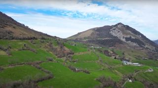 Les éleveurs de montagne prennent en main leur autonomie fourragère Les éleveurs de montagne prennent en main leur autonomie fourragère