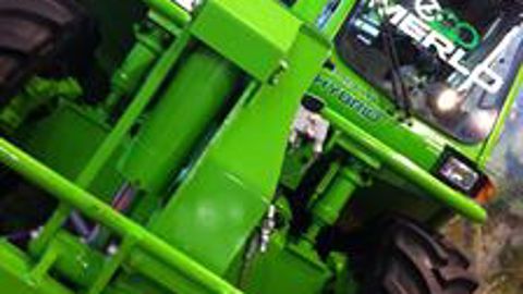 Qu’est ce qu’un télescopique plus vert que vert ? Reponse : un télescopique Merlo hybride. Qu’est ce qu’un télescopique plus vert que vert ? Reponse : un télescopique Merlo hybride.