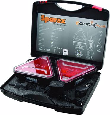 Très pratique, le coffret de rangement permet de conserver le kit en sécurité, notamment Très pratique, le coffret de rangement permet de conserver le kit en sécurité, notamment