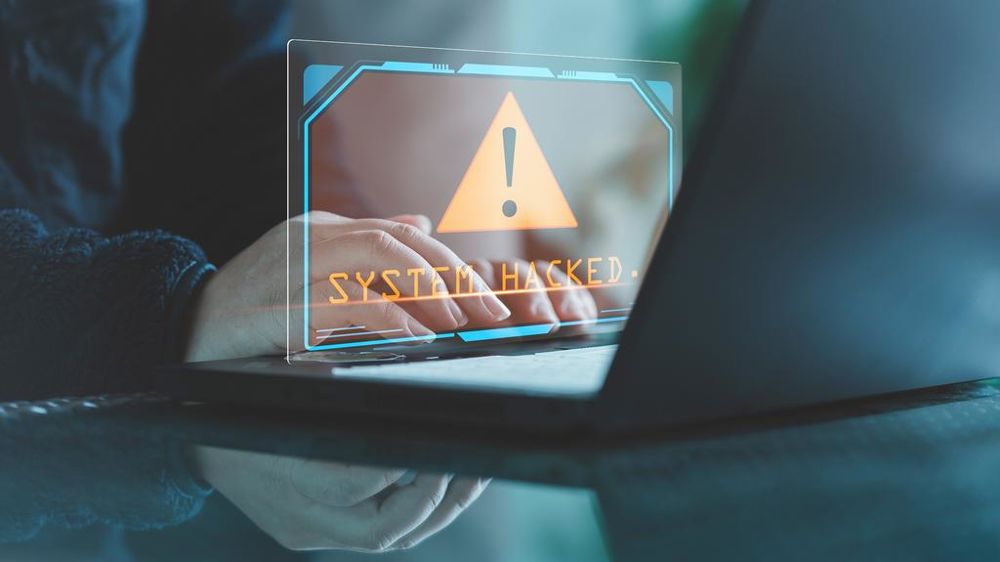 Alerte de cybersécurité sur un ordinateur portable