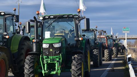 Dans l'Ariège, les manifestations ont été endeuillées par le décès d'une éleveuse et de sa fille, percutées par une voiture sur un barrage.