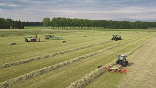 Les nouveautés des gammes tracteur, télescopique et fenaison pour 2014 Les nouveautés des gammes tracteur, télescopique et fenaison pour 2014