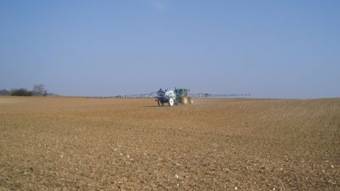 Quand Monsanto se met au bio, Paris s'inquiète