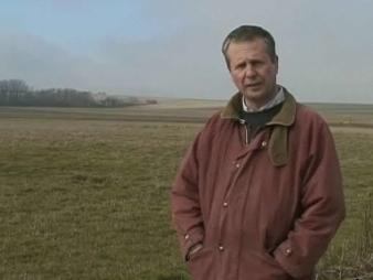 Bertrand Patenôtre, agriculteur dans l'Aube : retrouver des synergies entre grandes cultures et élevage.