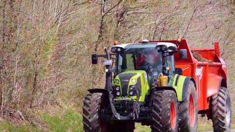 Vidéo : Le tracteur Arion 460 de Claas à l'essai Vidéo : Le tracteur Arion 460 de Claas à l'essai
