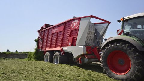 Les autochargeuses Lely voient grand Les autochargeuses Lely voient grand