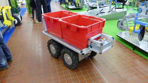Effibot : le robot qui vous suit comme une ombre Effibot : le robot qui vous suit comme une ombre