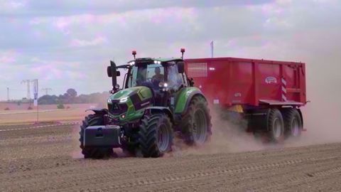 Deutz-Fahr lance la deuxième génération des séries 6 & 7. Deutz-Fahr lance la deuxième génération des séries 6 & 7.