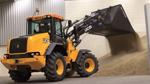 JCB: Le moteur au coeur du développement JCB: Le moteur au coeur du développement
