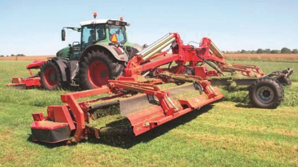 JF-Stoll: La fenaison comme savoir-faire JF-Stoll: La fenaison comme savoir-faire
