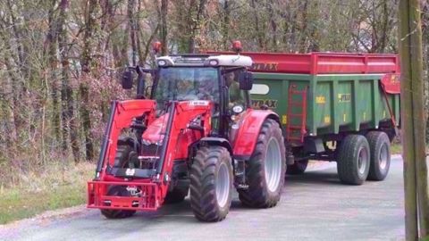 Massey Ferguson 5610: le capot plongeant abrite de 85 à 130 chevaux Massey Ferguson 5610: le capot plongeant abrite de 85 à 130 chevaux