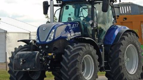 New Holland : le T7 vedette du Spring Camp 2015 New Holland : le T7 vedette du Spring Camp 2015