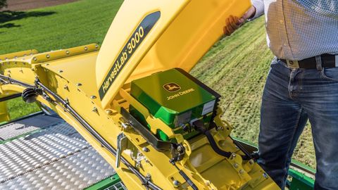 John Deere Activ Fill Control : détourage des parcelles simplifié John Deere Activ Fill Control : détourage des parcelles simplifié
