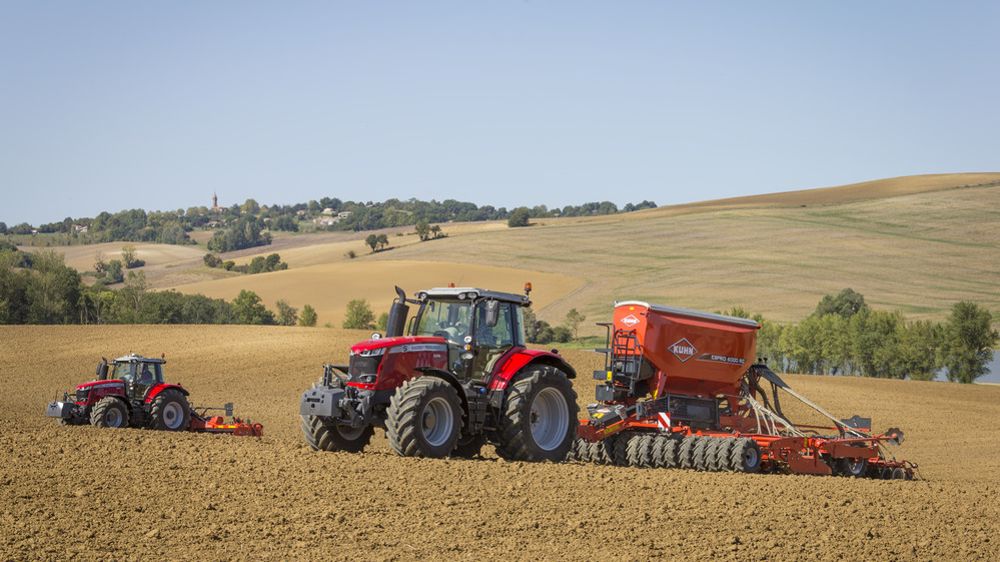 La faible demande américaine ralentit Agco
