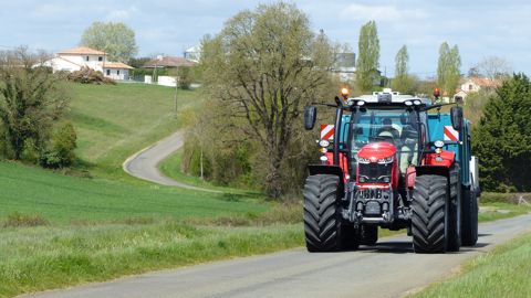 Massey Ferguson 7719 S : le point technique (partie 2) Massey Ferguson 7719 S : le point technique (partie 2)